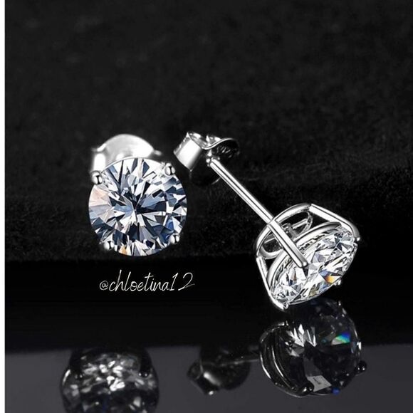 COPY - Sterling Silver 4mm Diamond stud earrings - Picture 1 of 6